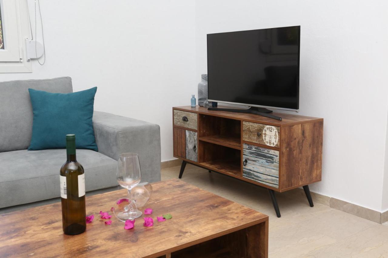 Mare Monte Luxury Apartments 1 Nea Skioni Bagian luar foto