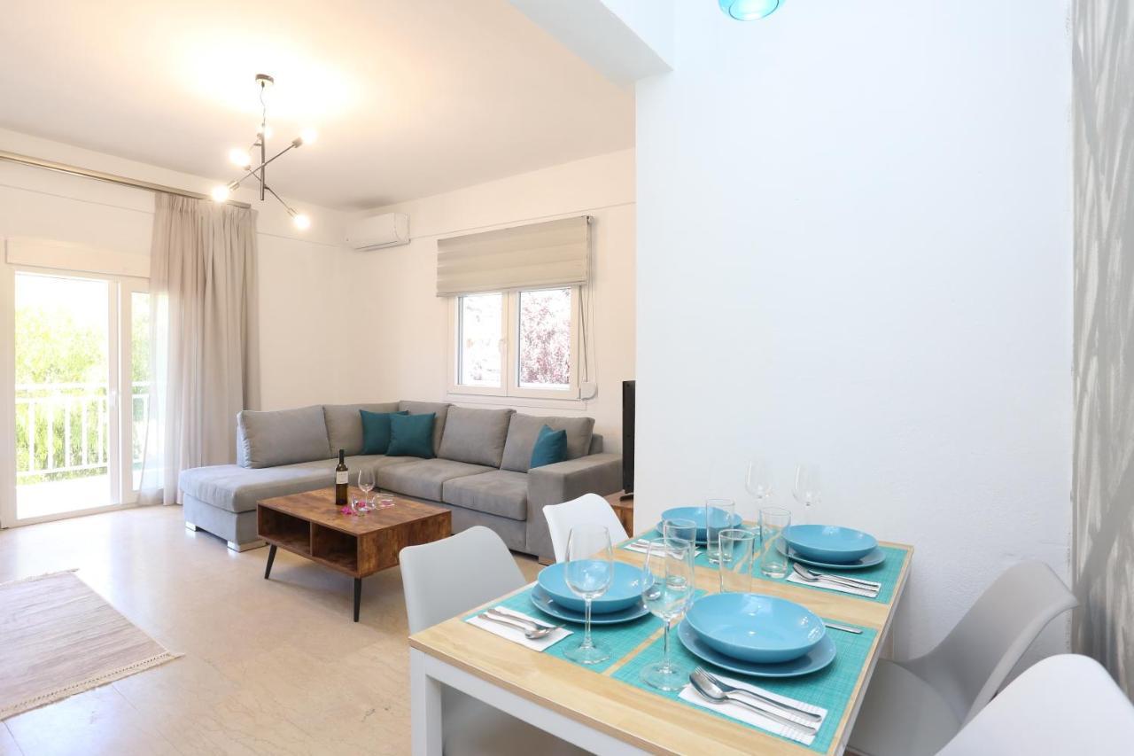 Mare Monte Luxury Apartments 1 Nea Skioni Bagian luar foto