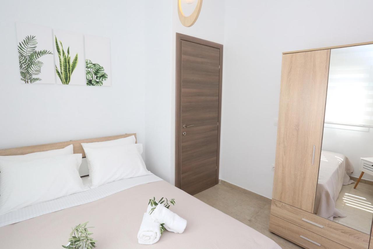 Mare Monte Luxury Apartments 1 Nea Skioni Bagian luar foto